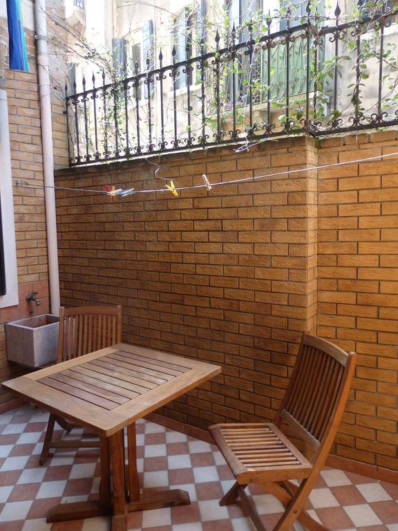 Apartament Crea *